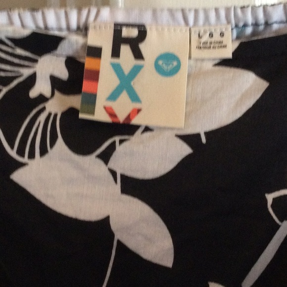 Roxy Tank Top - Picture 2 of 4